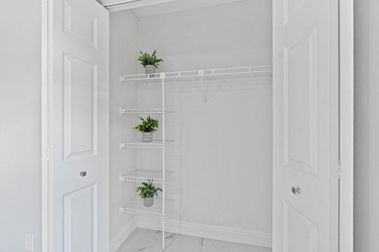 7301 Amberly Lane, Unit 107 Delray Beach, FL 33446 - Photo 25 of 51 033-7301AmberlyLane-DelrayBeach-FL-33446