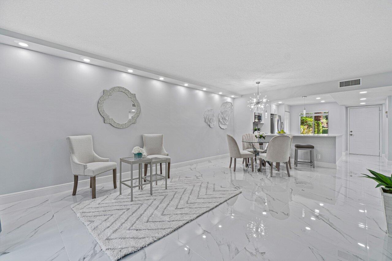 7301 Amberly Lane, Unit 107 Delray Beach, FL 33446 - Photo 3 of 51 016-7301AmberlyLane-DelrayBeach-FL-33446