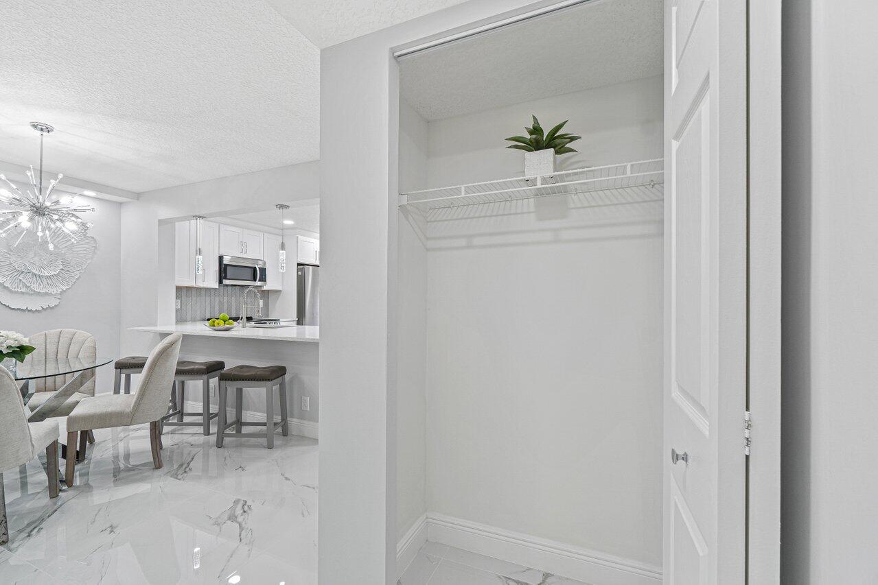 7301 Amberly Lane, Unit 107 Delray Beach, FL 33446 - Photo 31 of 51 034-7301AmberlyLane-DelrayBeach-FL-33446