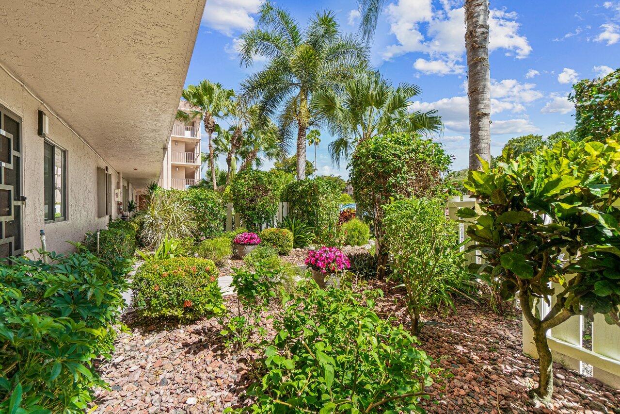7301 Amberly Lane, Unit 107 Delray Beach, FL 33446 - Photo 40 of 51 004-7301AmberlyLane-DelrayBeach-FL-33446
