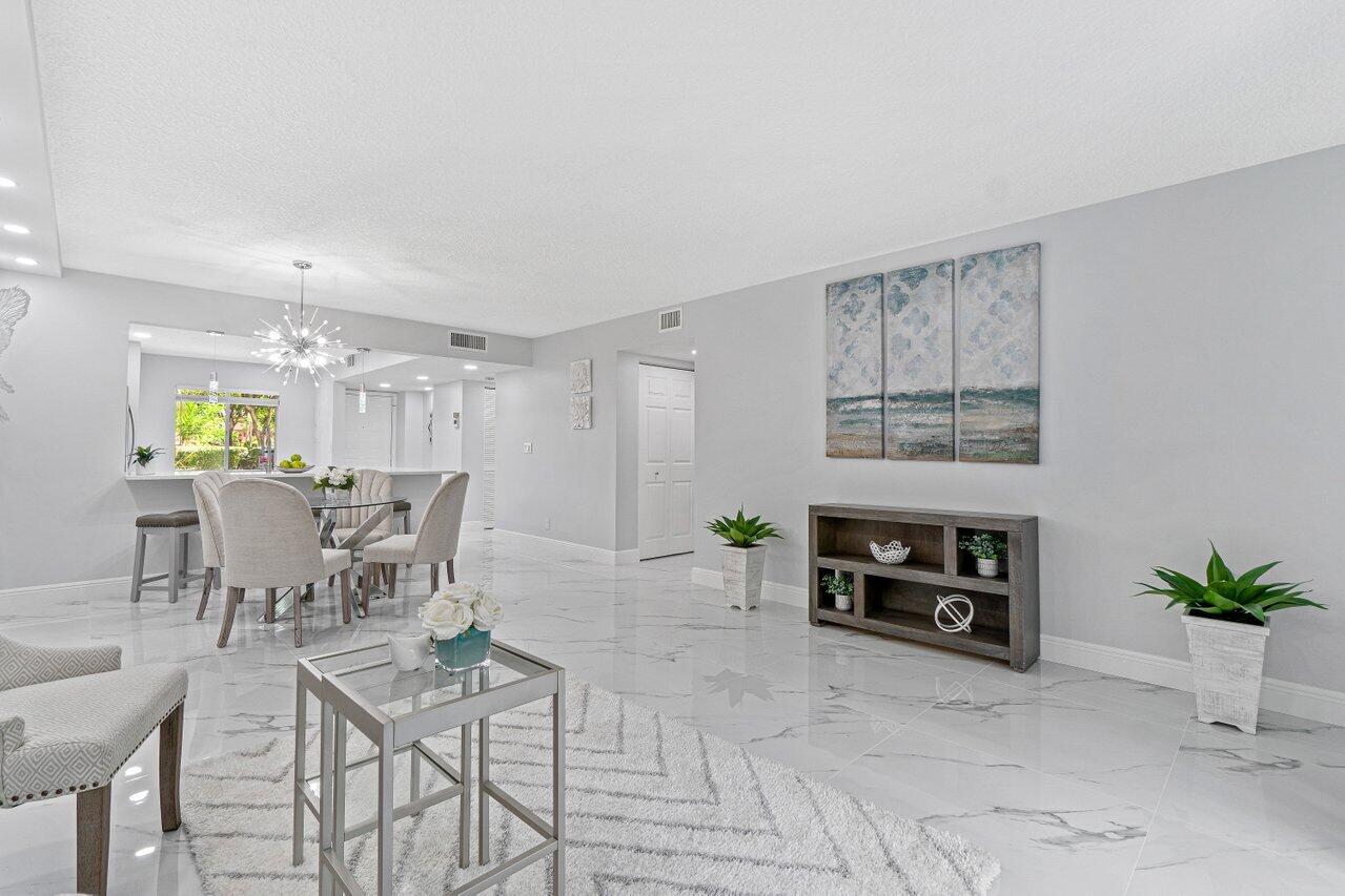 7301 Amberly Lane, Unit 107 Delray Beach, FL 33446 - Photo 6 of 51 017-7301AmberlyLane-DelrayBeach-FL-33446