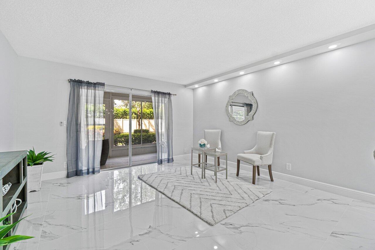 7301 Amberly Lane, Unit 107 Delray Beach, FL 33446 - Photo 7 of 51 013-7301AmberlyLane-DelrayBeach-FL-33446