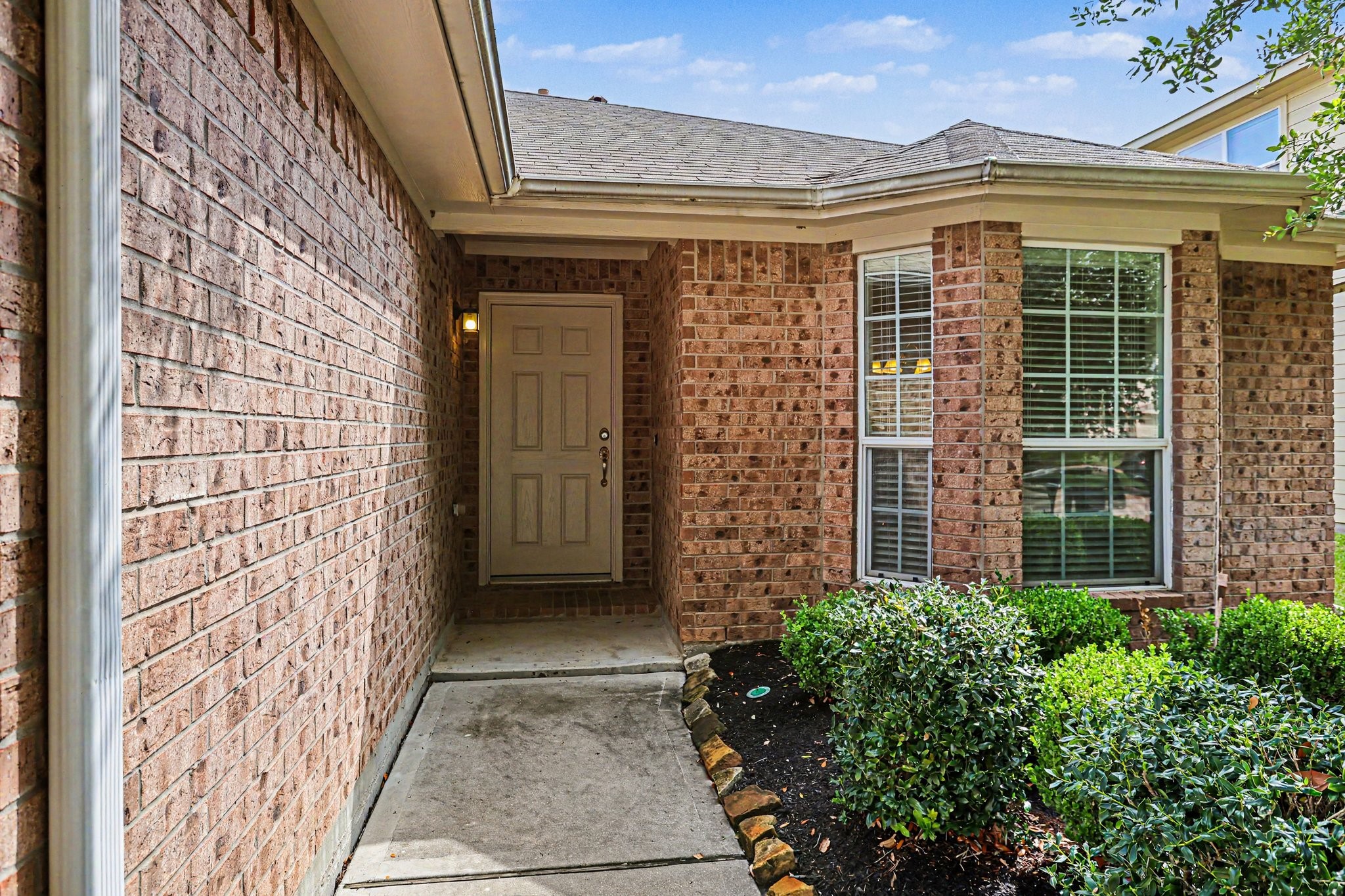 25222 Ginger Ranch Drive Katy, TX 77494 - Photo 4 of 33 Come in and discover a charming brick home with inviting curb appeal.