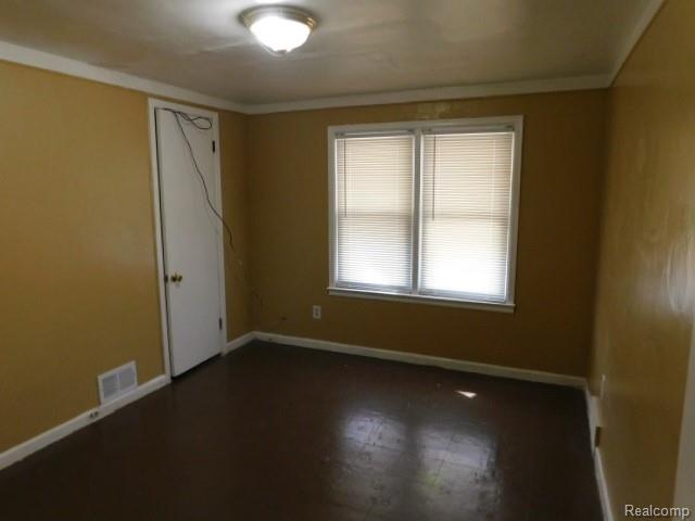 15864 Bringard Drive Detroit, MI 48205 - Photo 8 of 11