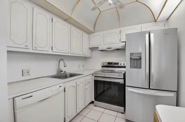 $75,000 | 167 Preston F, Unit 167, Boca Raton, FL 33434