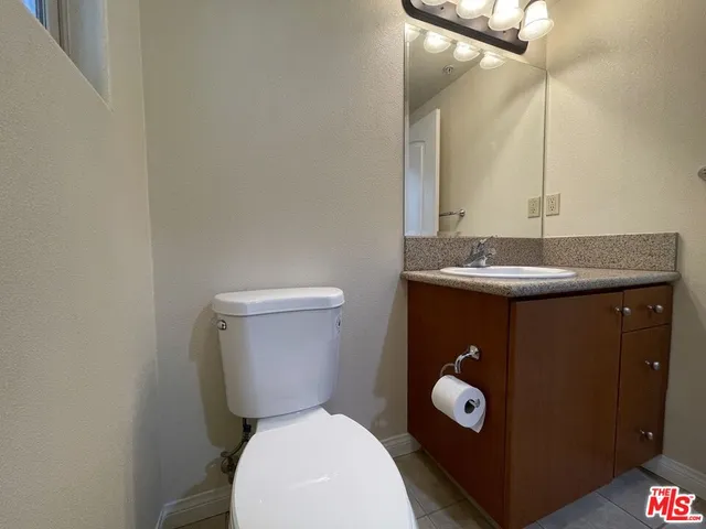 $3,990 | 15024 West Magnolia Boulevard, Unit 105, Sherman Oaks, CA 91403