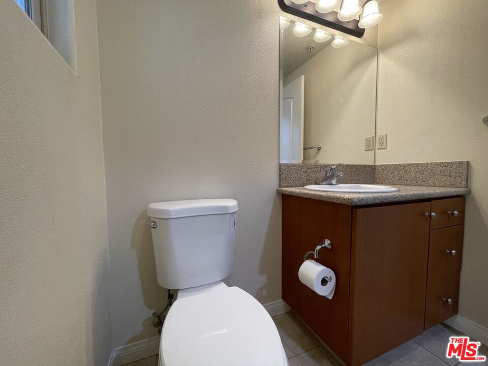 15024 West Magnolia Boulevard, Unit 105 Sherman Oaks, CA 91403 - Photo 11 of 29