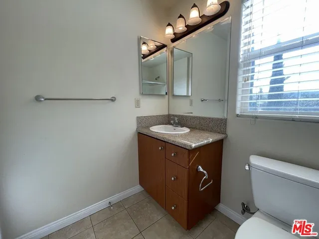 $3,990 | 15024 West Magnolia Boulevard, Unit 105, Sherman Oaks, CA 91403