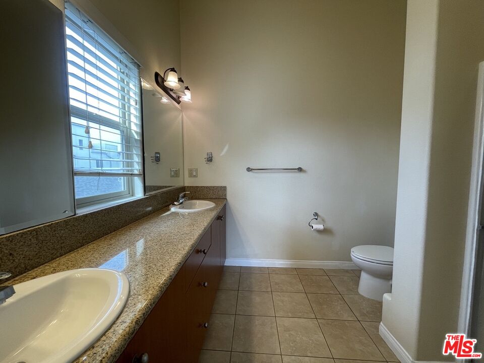 15024 West Magnolia Boulevard, Unit 105 Sherman Oaks, CA 91403 - Photo 25 of 29