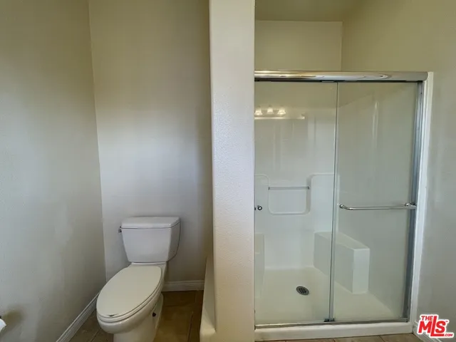 $3,990 | 15024 West Magnolia Boulevard, Unit 105, Sherman Oaks, CA 91403