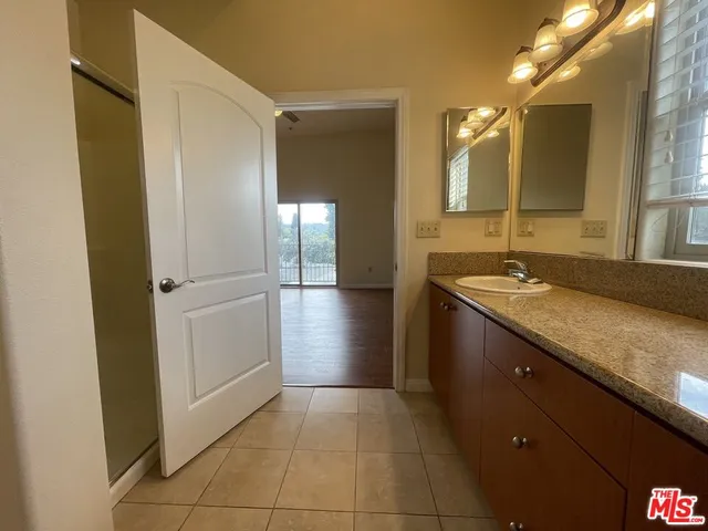 $3,990 | 15024 West Magnolia Boulevard, Unit 105, Sherman Oaks, CA 91403