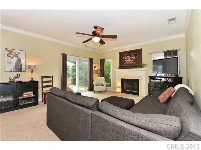 1609 Ivy Bluff Way Matthews, NC 28105 - Photo 6 of 16