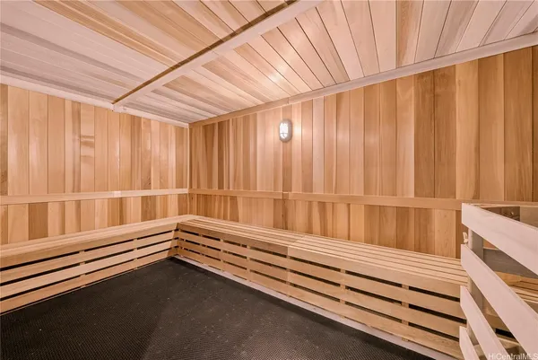 $3,300 | 1515 Liona Street, Unit 2109, Honolulu, HI 96814