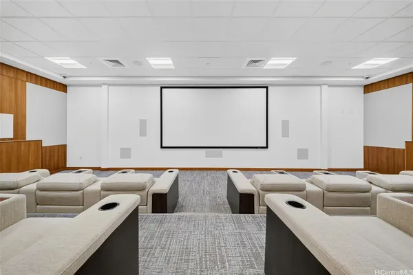 $3,300 | 1515 Liona Street, Unit 2109, Honolulu, HI 96814