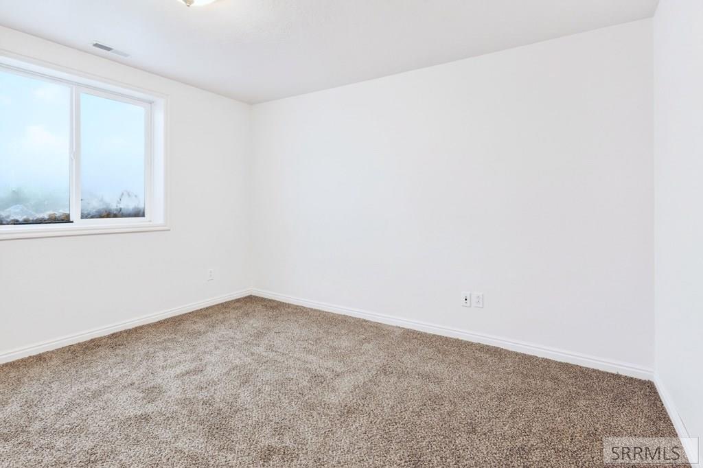 580 Cook Street Rexburg, ID 83440 - Photo 17 of 32