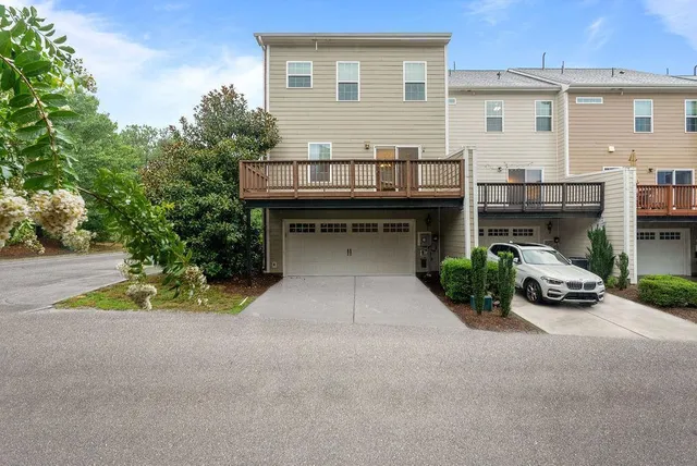 a house view with a outdoor space
