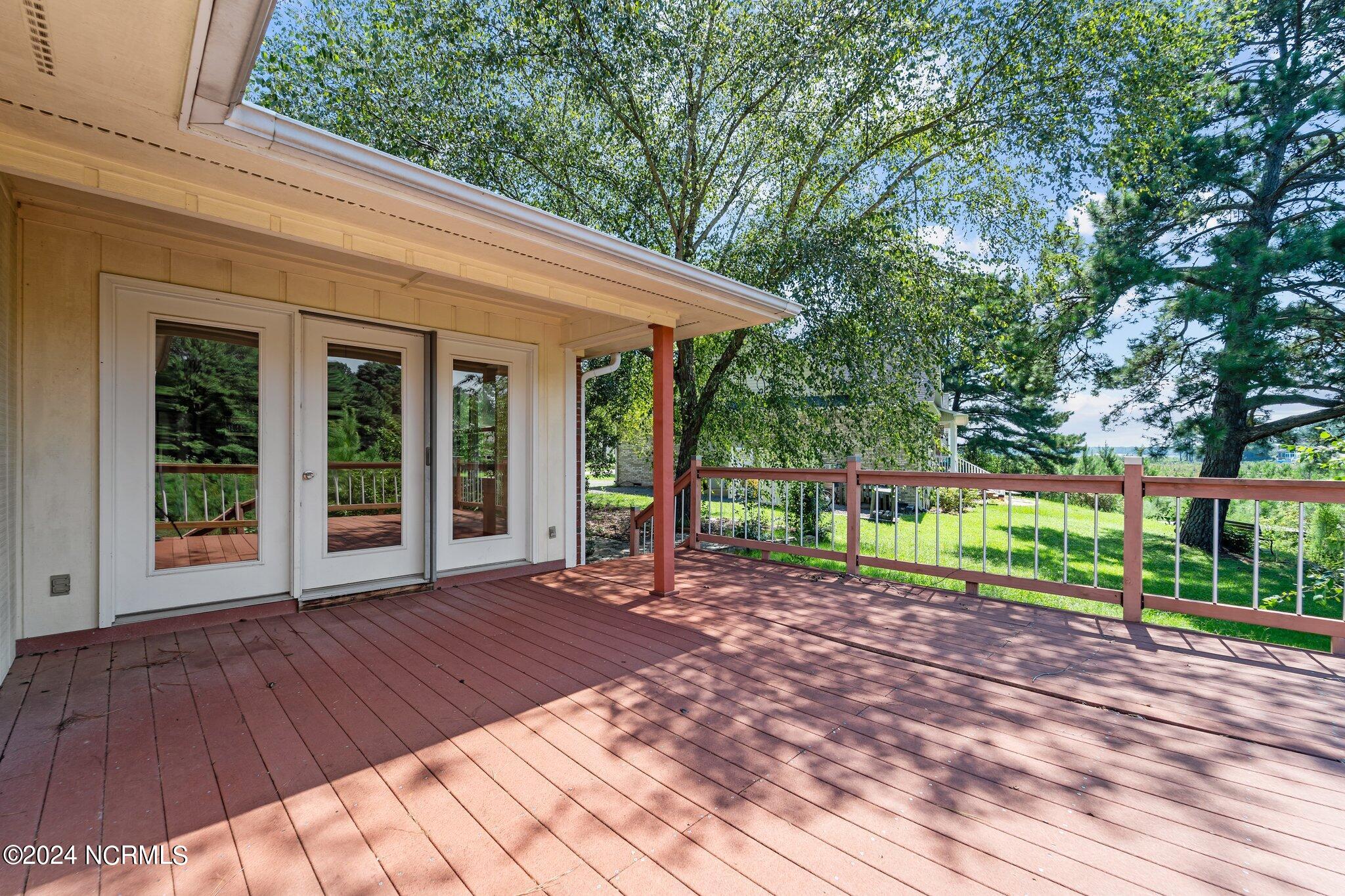 678 Cedar Point Vass, NC 28394 - Photo 41 of 47 42-web-or-mls-DSC05495