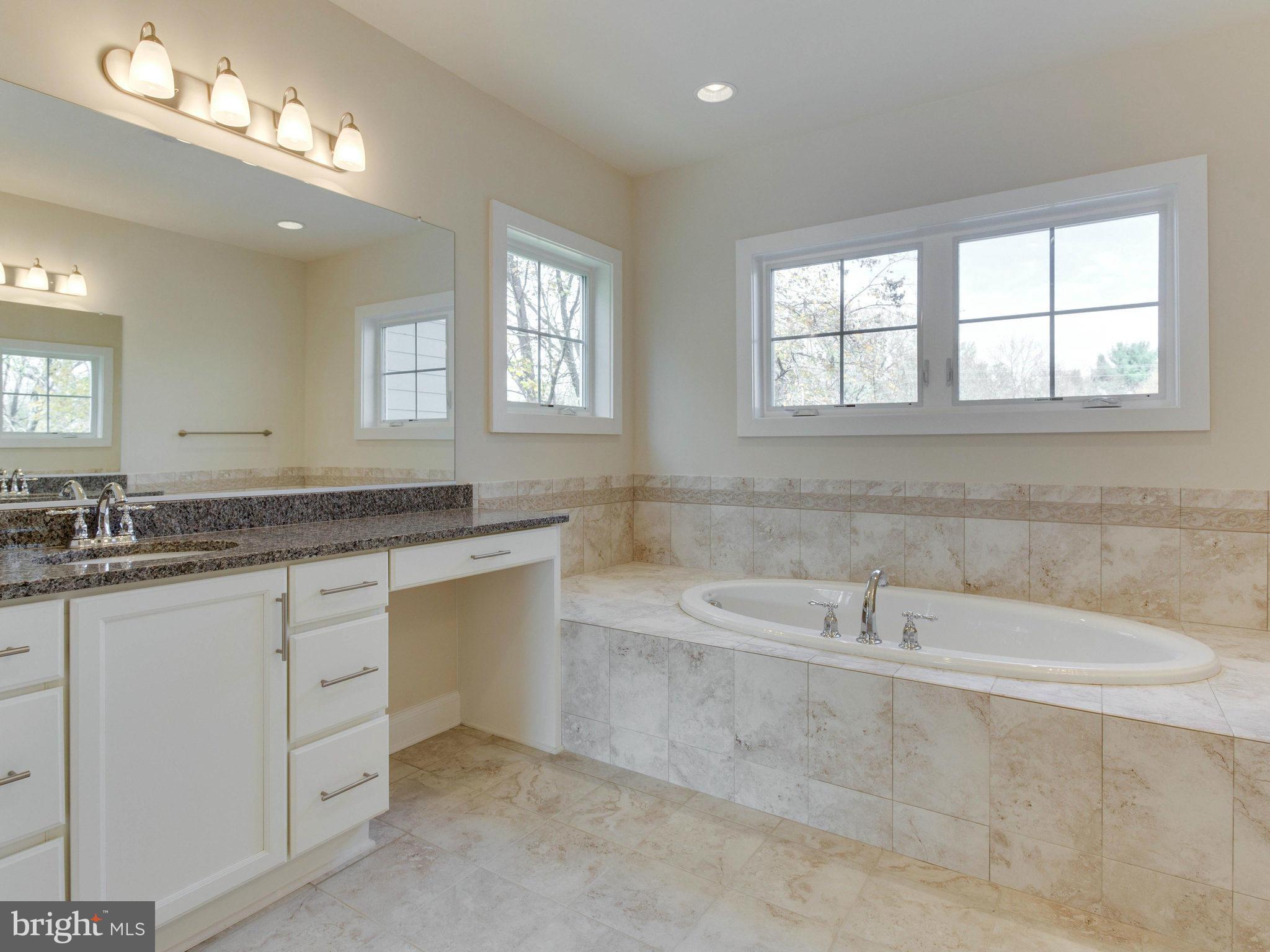 7331 Paxton Road Falls Church, VA 22043 - Photo 20 of 22 Bath (Master)