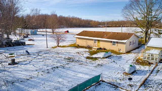 $125,000 | 12816 North County Road 1000 West, Gaston, IN 47342