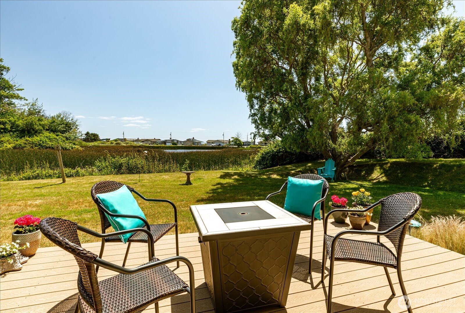 214 Lighthouse Way Freeland, WA 98249 - Photo 26 of 36