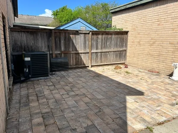 $1,250 | 7918 Prestwood Drive, Unit 12, Houston, TX 77036
