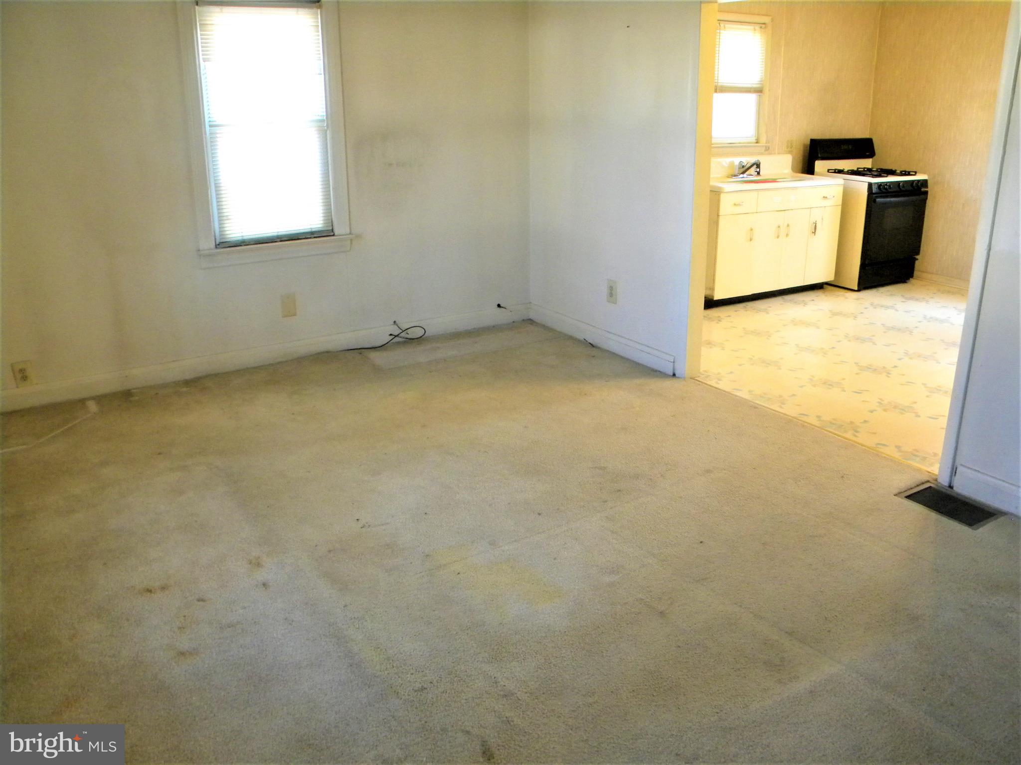 7869 Tick Neck Road Pasadena, MD 21122 - Photo 11 of 15 Gallery Image 11