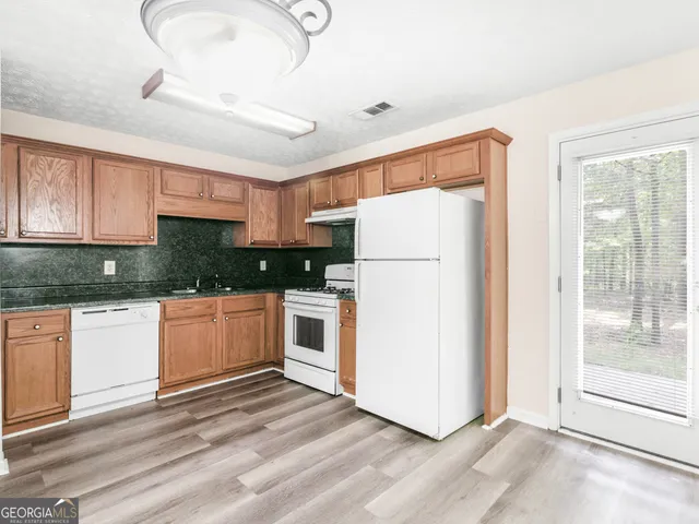 $1,695 | 520 Butler Bridge Drive, McDonough, GA 30252