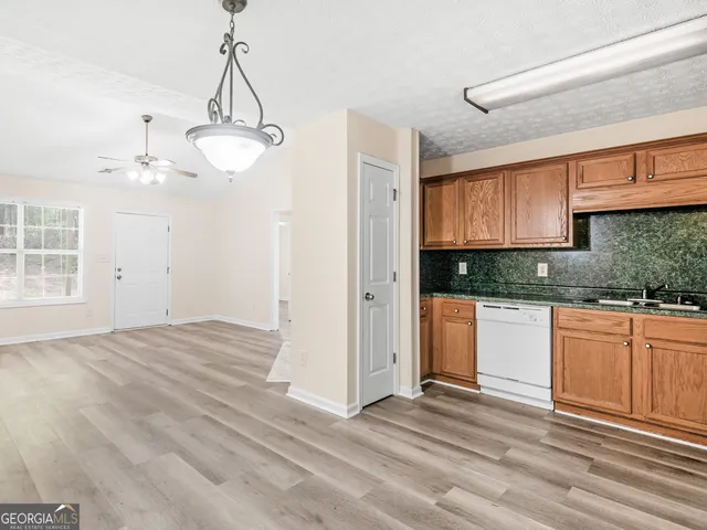 $1,695 | 520 Butler Bridge Drive, McDonough, GA 30252