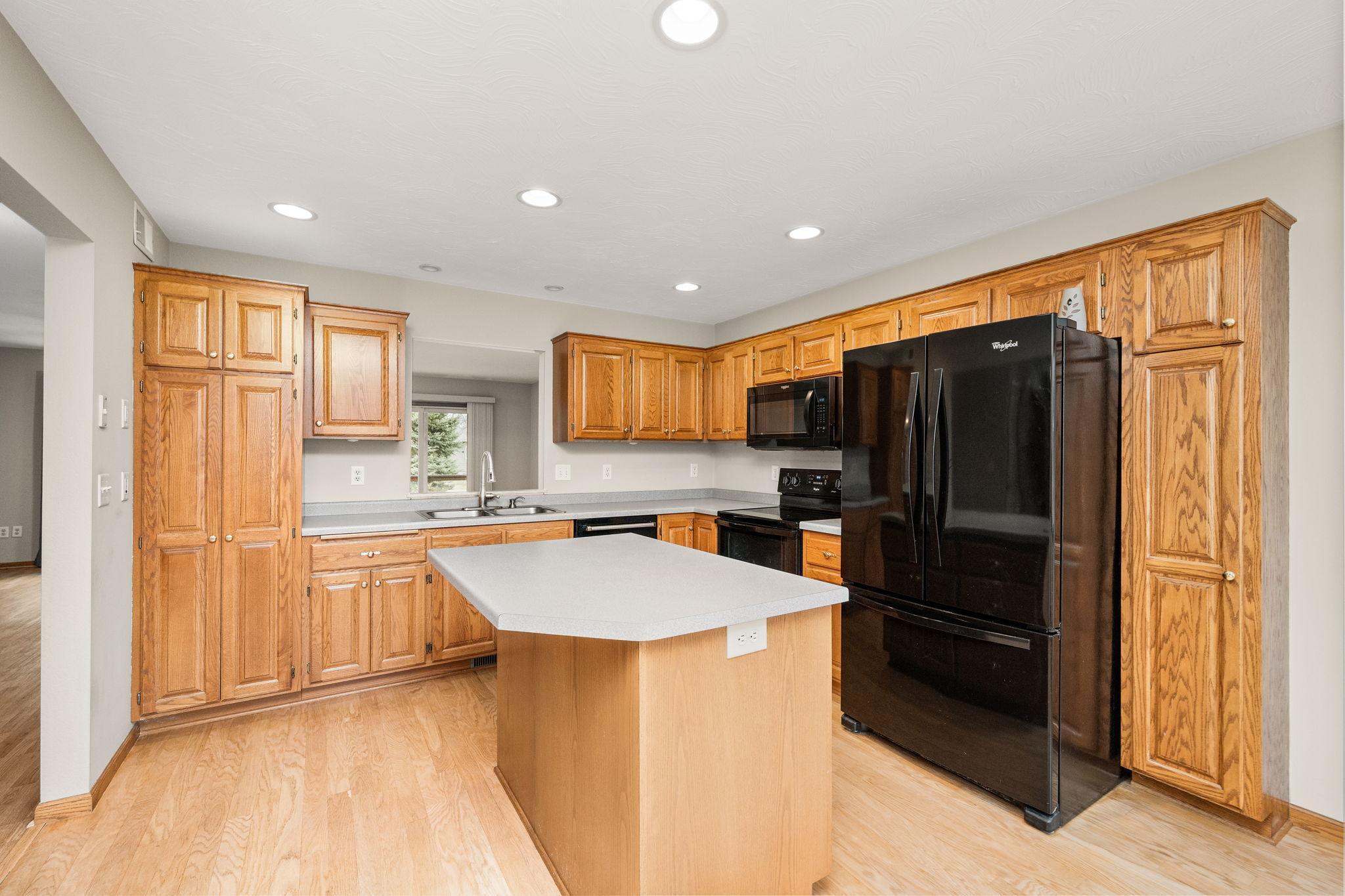 411 Independence Street New Prague, MN 56071 - Photo 3 of 20