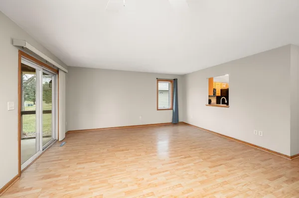 $364,900 | 411 Independence Street, New Prague, MN 56071