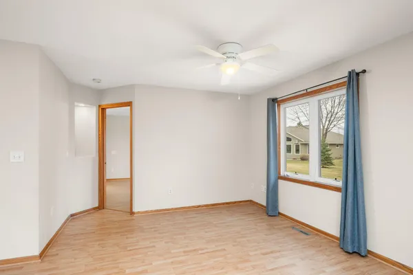 $364,900 | 411 Independence Street, New Prague, MN 56071