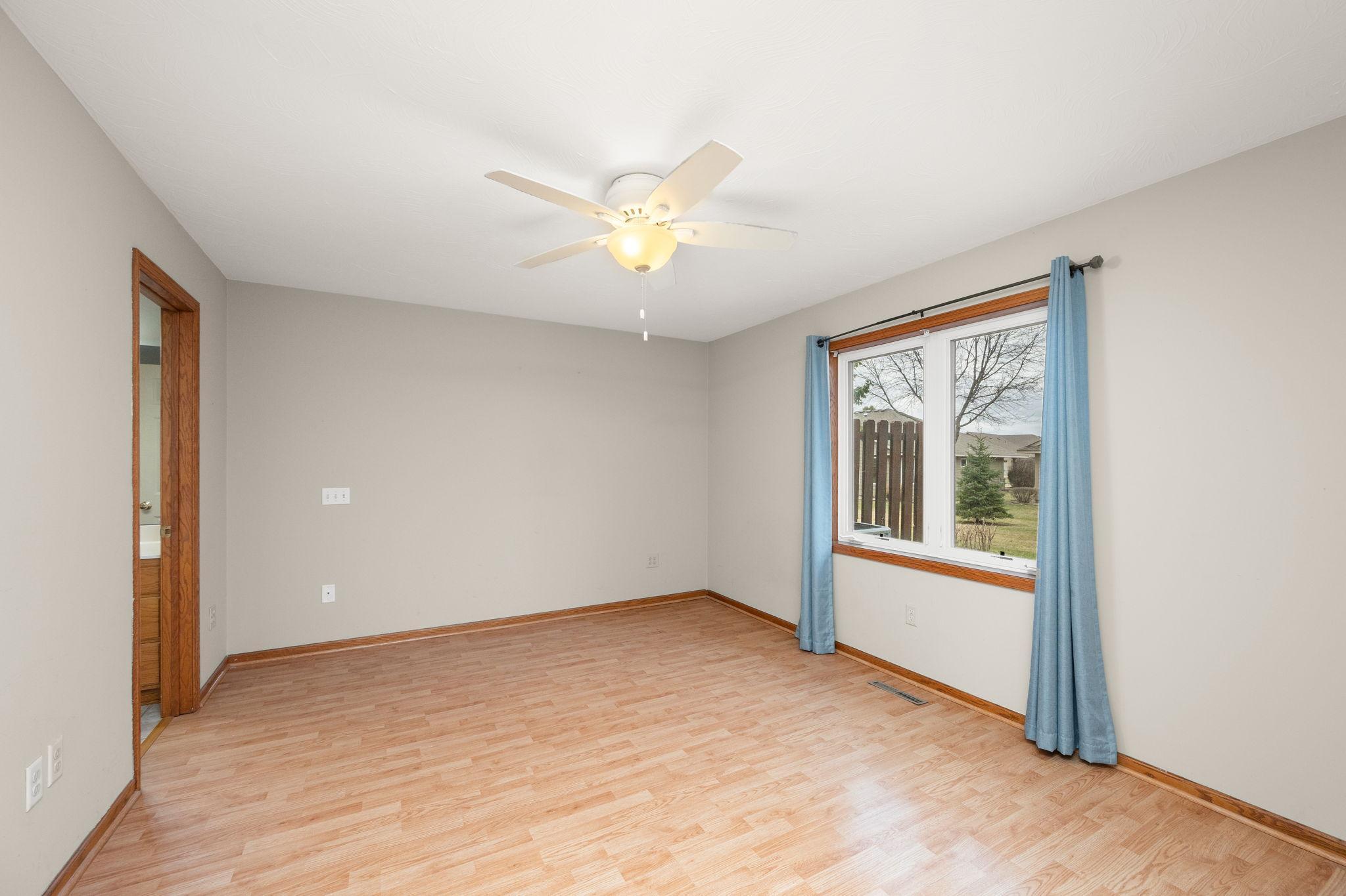 411 Independence Street New Prague, MN 56071 - Photo 10 of 20