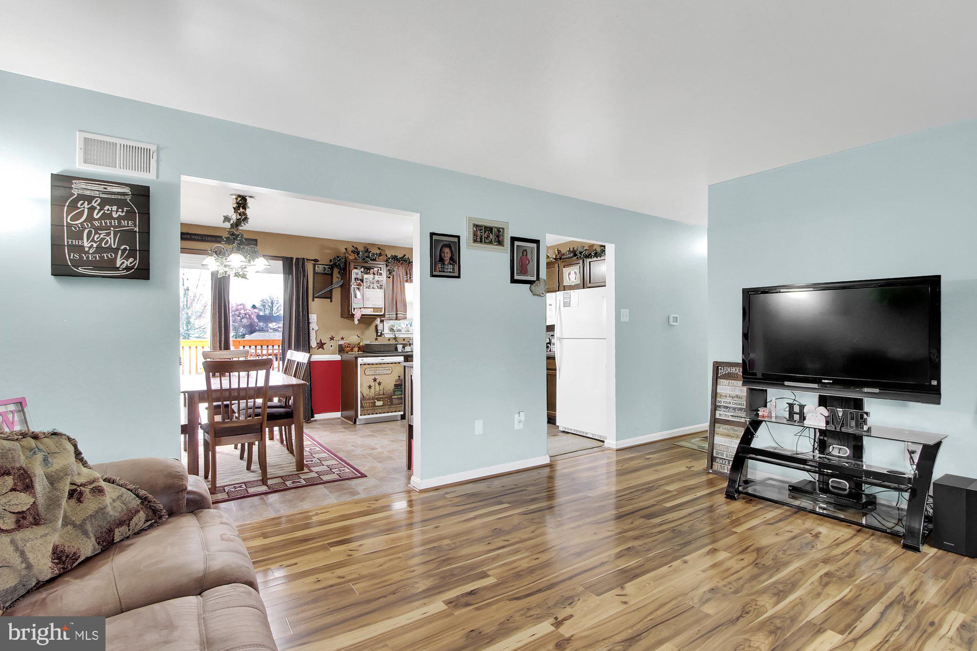 3270 Grandview Road Hanover, PA 17331 - Photo 4 of 30 Gallery Image 4