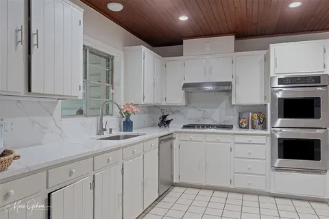 $750,000 | 5800 Jefferson Paige Road, Shreveport, LA 71119