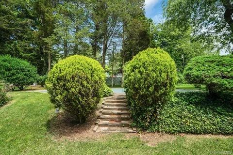 $719,000 | 111 Daly Road, East Northport, NY 11731