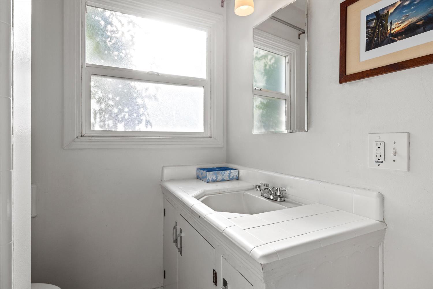 1231 Rodeo Way Sacramento, CA 95819 - Photo 14 of 21