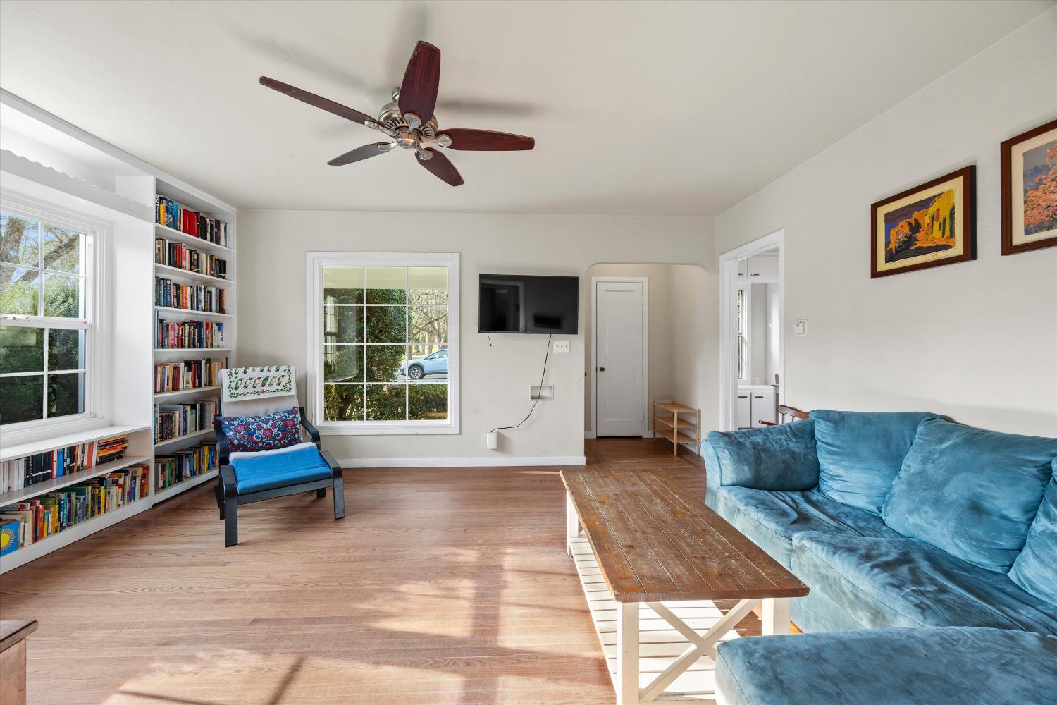 1231 Rodeo Way Sacramento, CA 95819 - Photo 5 of 21