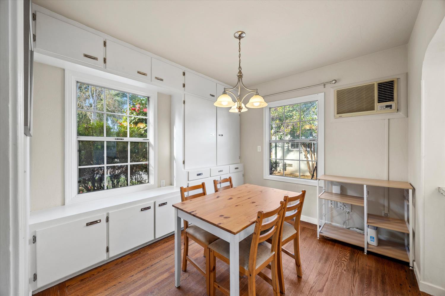 1231 Rodeo Way Sacramento, CA 95819 - Photo 6 of 21