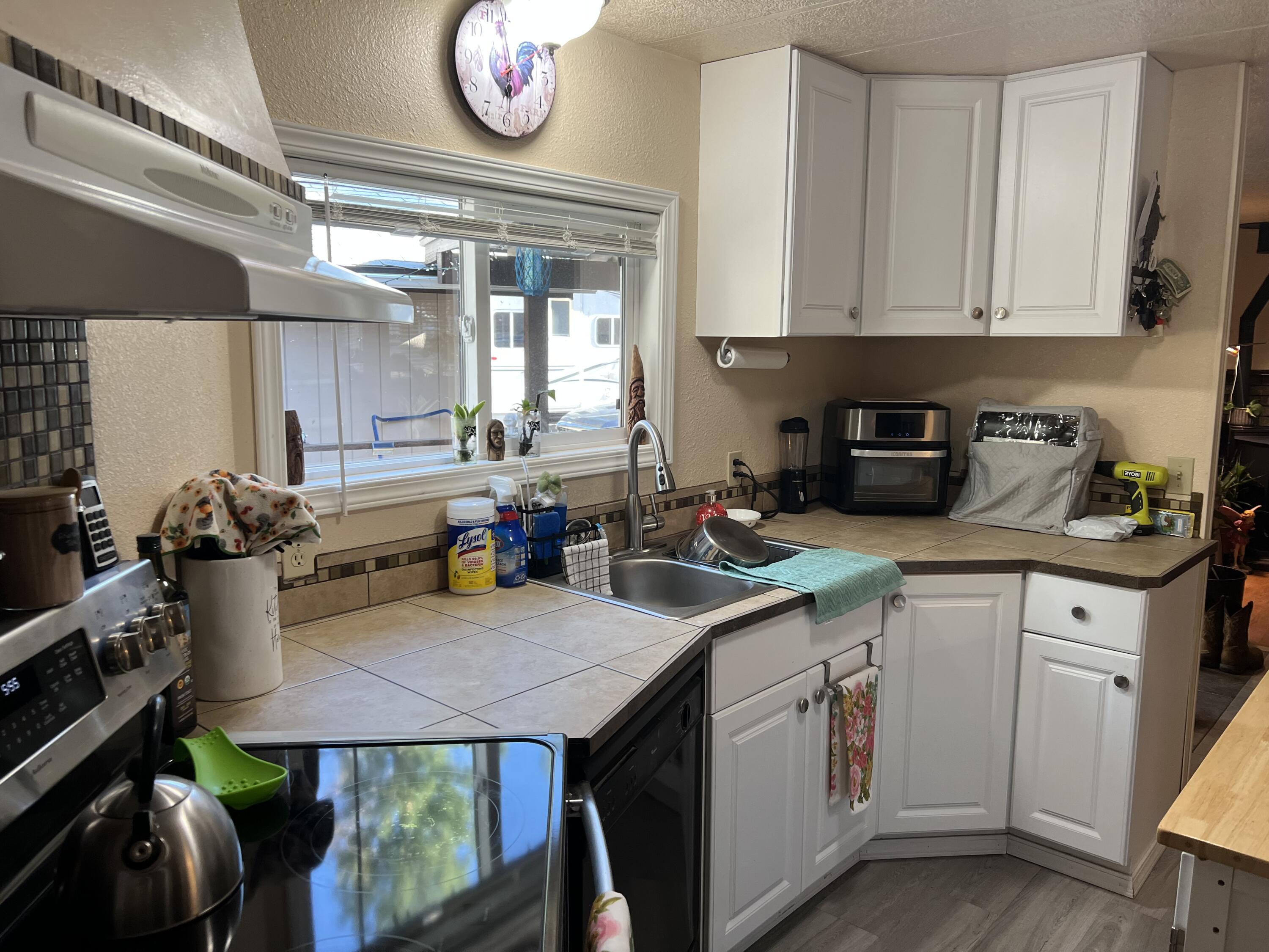 53506 Day Road La Pine, OR 97739 - Photo 10 of 26