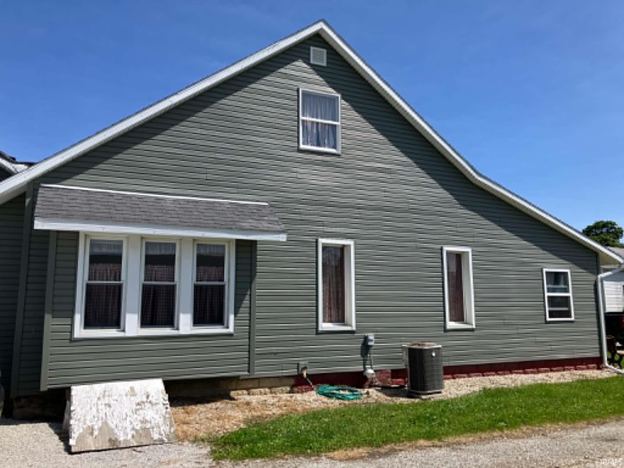 228 East Commerce Street Dunkirk, IN 47336 - Photo 31 of 33