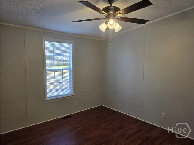 $2,300 | 203 River Oak Drive, Bloomingdale, GA 31302