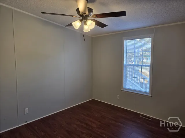 $2,300 | 203 River Oak Drive, Bloomingdale, GA 31302