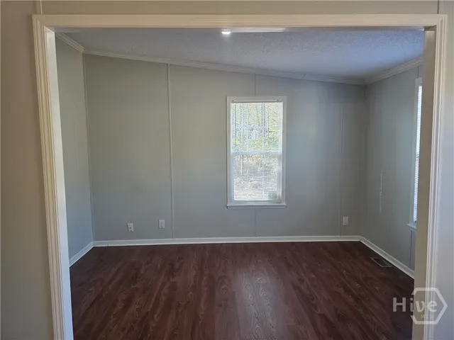 $2,300 | 203 River Oak Drive, Bloomingdale, GA 31302