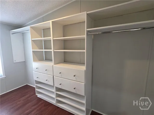 $2,300 | 203 River Oak Drive, Bloomingdale, GA 31302