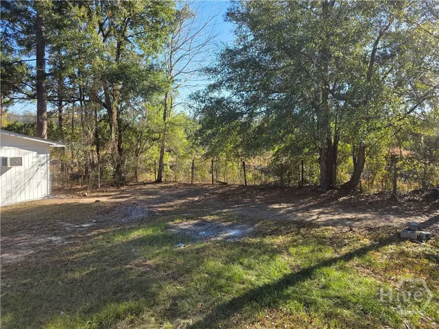 $2,300 | 203 River Oak Drive, Bloomingdale, GA 31302