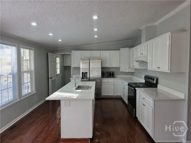 $2,300 | 203 River Oak Drive, Bloomingdale, GA 31302