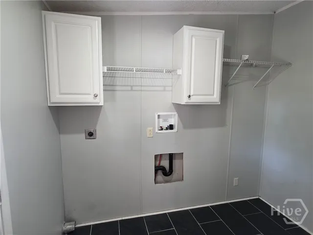 $2,300 | 203 River Oak Drive, Bloomingdale, GA 31302