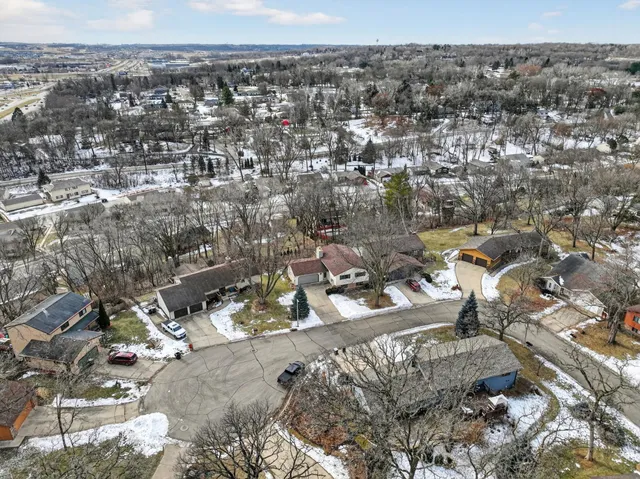 $365,000 | 2335 2nd Avenue Southwest, Rochester, MN 55902