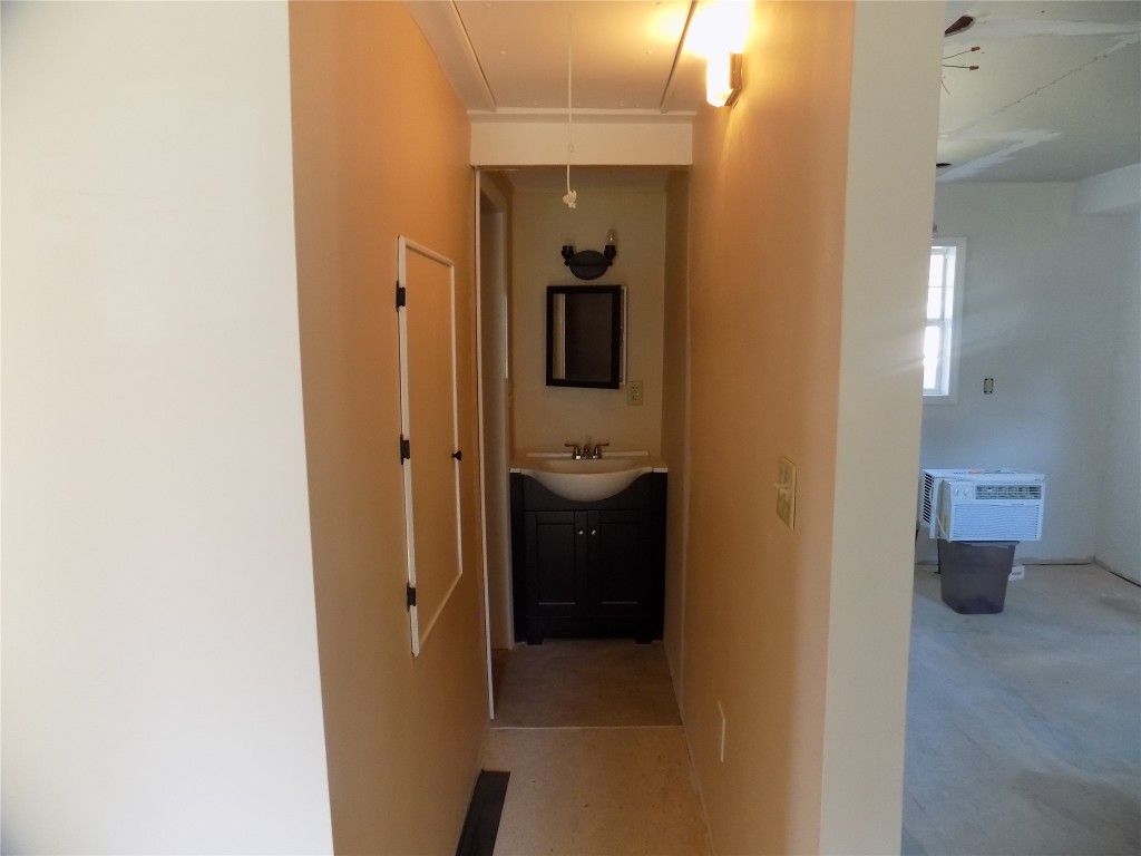 129 Kennedy Road Binghamton, NY 13901 - Photo 14 of 50 Gallery Image 14