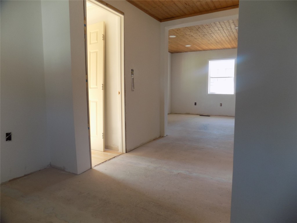 129 Kennedy Road Binghamton, NY 13901 - Photo 17 of 50 Gallery Image 17